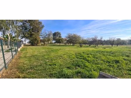 terrain constructible st crespin 1146 m² en second rideau  non viabilisé. accès avec empie