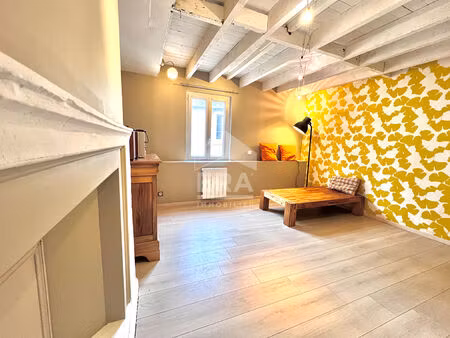appartement duplex situé à orleans centre  3 pièces  surface de 67 m2