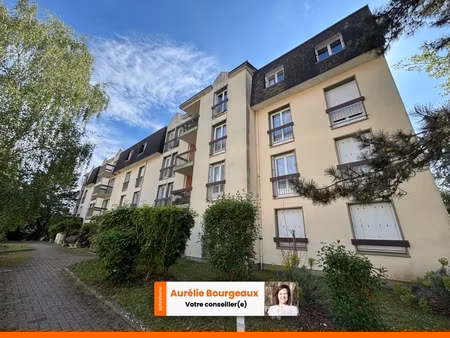 appartement 2 pièces rénové avec cave et garage en résidence – évreux  proche gare et cent
