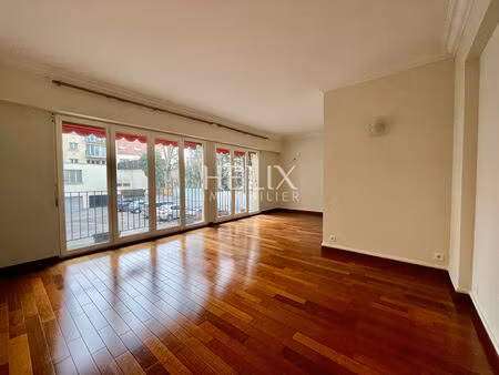 appartement 4 pièces à louer au rez-de-chaussée au vésinet