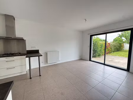 maison st erblon 5 pièce(s) 110 m2