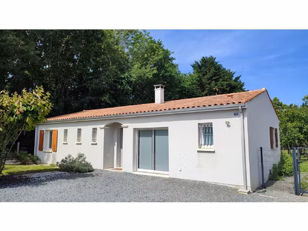 maison de plain pied récente - saint porchaire