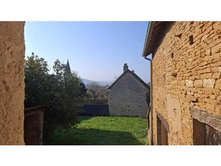 maison aux pierres dorées