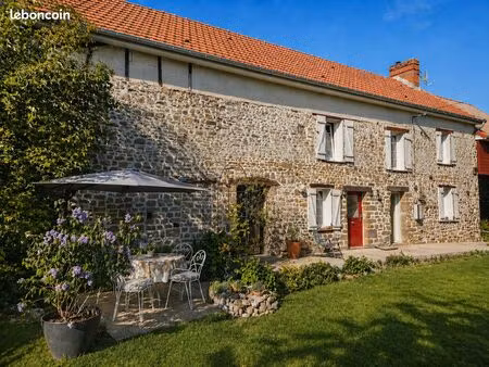longère de charme 160 m² – terrain 5000 m² arboré – dépendances – cadre calme – domjean