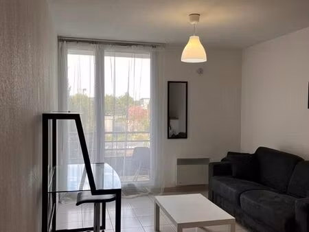 studio 25 m2 avec balcon à louer