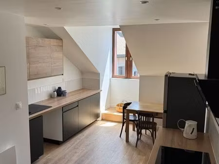 duplex meublé 77m² centre village de menthon