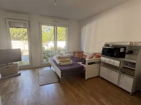 studio 1 pièce 24 m²