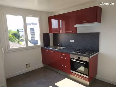 loue t2 meublé au cendre