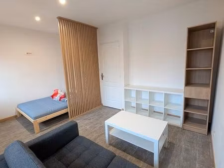 t2 meublé 30m2 avec entrée privative