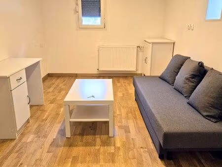 appartement 1 pièce 10 m²