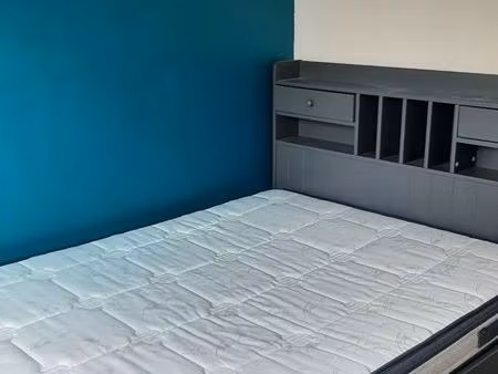 chambre meublée