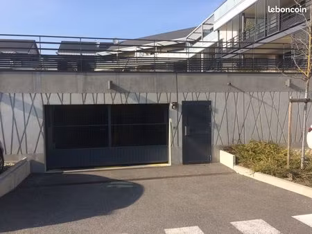 garage divonne-les-bains