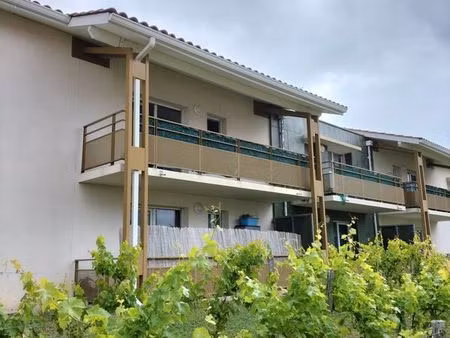 joli t2 avec balcon