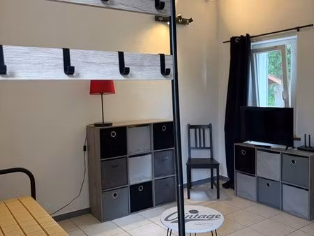 studio meublé