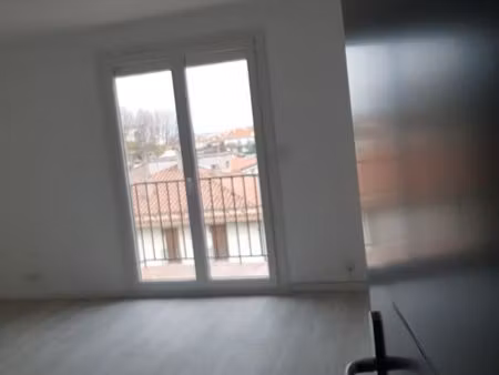studio à louer quartier recherché (la lunette)