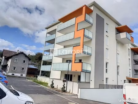 appartement 4 pièces 77 m²