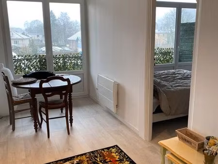 appartement 3 pièces 40 86 m2  balcon