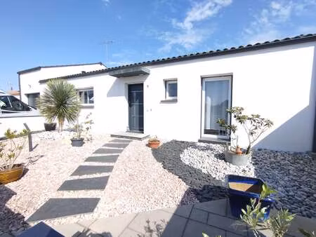 vente maison à l'aiguillon-sur-vie (85220) : à vendre / 117m² l'aiguillon-sur-vie