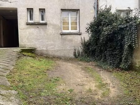 location garage box et parking à nantes (44000) : à louer / nantes