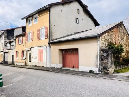 immeuble 8 pièces - 161 m²