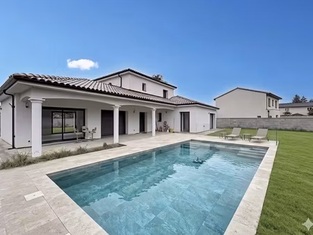 maison 5 pièces - 165 m²