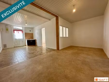 appartement en rez-de-chaussée avec garage