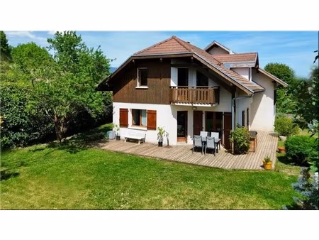 maison à vendre 6 pièces crozet (01) maison traditionnelle de qualité  vue jura sans vis-à