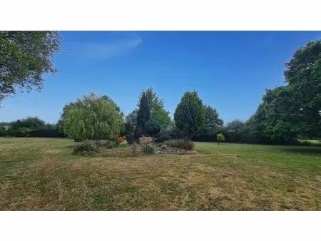 longère atypique et rénovée  avec jardin paysagé