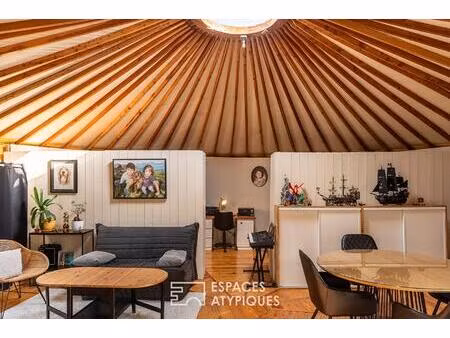 yourte contemporaine au coeur des alpes mancelles