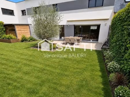 15 min rennes-maison récente 160m² env. -5 chambres-calme-gare sncf-rocade
