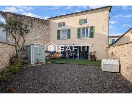 maison en pierre - 5 pièces - 145m²