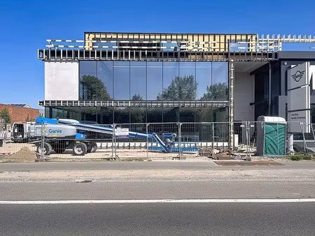 commercieel te huur in sint-denijs-westrem