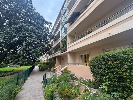 toulon ouest : appartement t4 66 m2