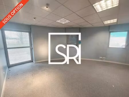 vente bureaux 637 m²
