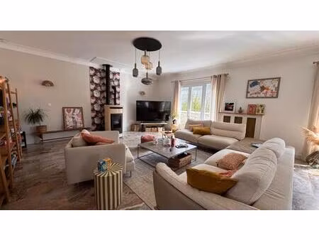 maison architecte à favières 7 pièce(s) rare sur le secteur