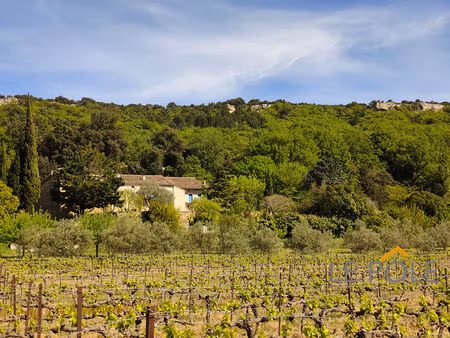 corps de ferme a fort potentiel / cadre exceptionnel