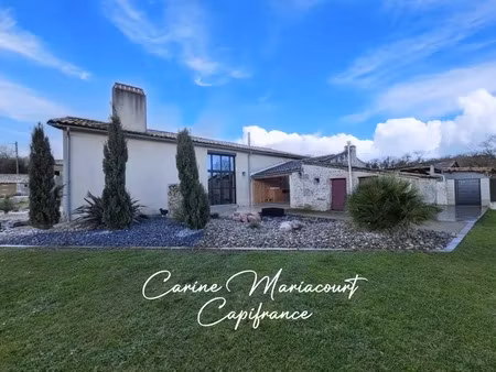 maison rénovée en pierre avec grange – grand espace de vie  charme et performance énergéti