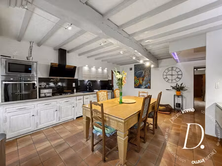 maison gasconne avec vue sur les pyrénées et piscine