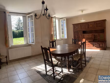 maison  5 pièce(s)  3 chambre(s)  115 m²