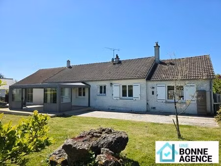 maison de luxe de 8 pièces en vente à saint-antoine-du-rocher  centre