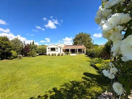 propriété d’exception aux portes des alpilles