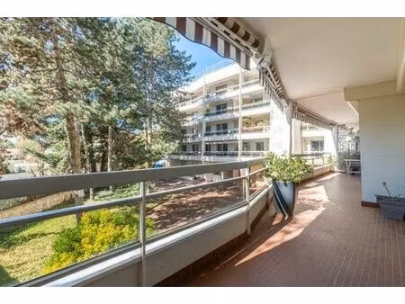 appartement de luxe 2 chambres en vente à nogent-sur-marne  france