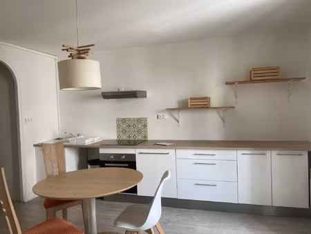 appartement meublé a deux pas de la place des cordeliers