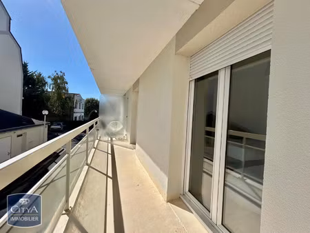 appartement à louer 1 pièce 27.08 m² - joué-lès-tours (37) - 535€
