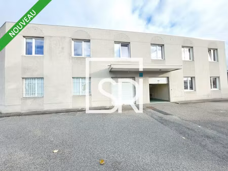 location local professionnel 106m² clermont ferrand 63100