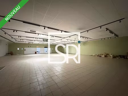 location local commercial 660m² clermont ferrand 63100