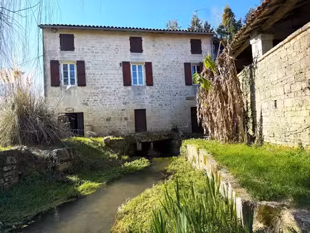 vente moulin 2 pièces 80 m² à grandjean (17350)  181 900 €