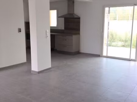 arles pont de crau  villa de 87 m² avec jardin terrasse garage