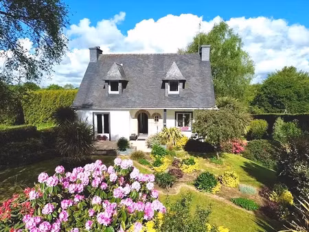 vente maison 6 pièces 120 m² à plouray (56770)  193 000 €