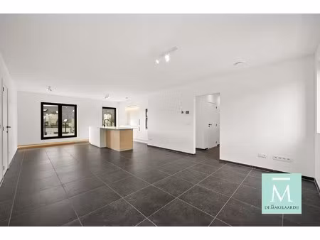 energiezuinige penthouse met terras van 53 m² in het centrum van bonheiden